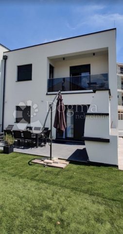 Casa In vendita - šibensko-kninska Vodice - foto 3/37