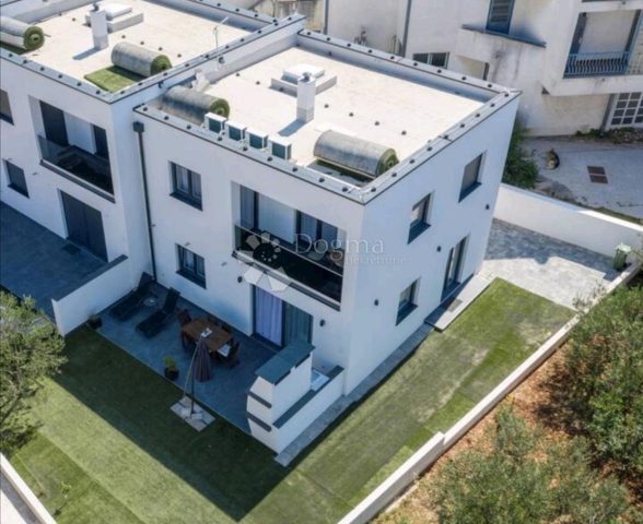 Casa In vendita - šibensko-kninska Vodice - foto 5/37