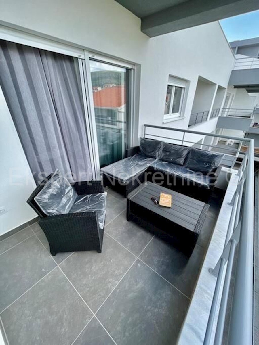 Appartement À vendre - SPLITSKO-DALMATINSKA SEGET