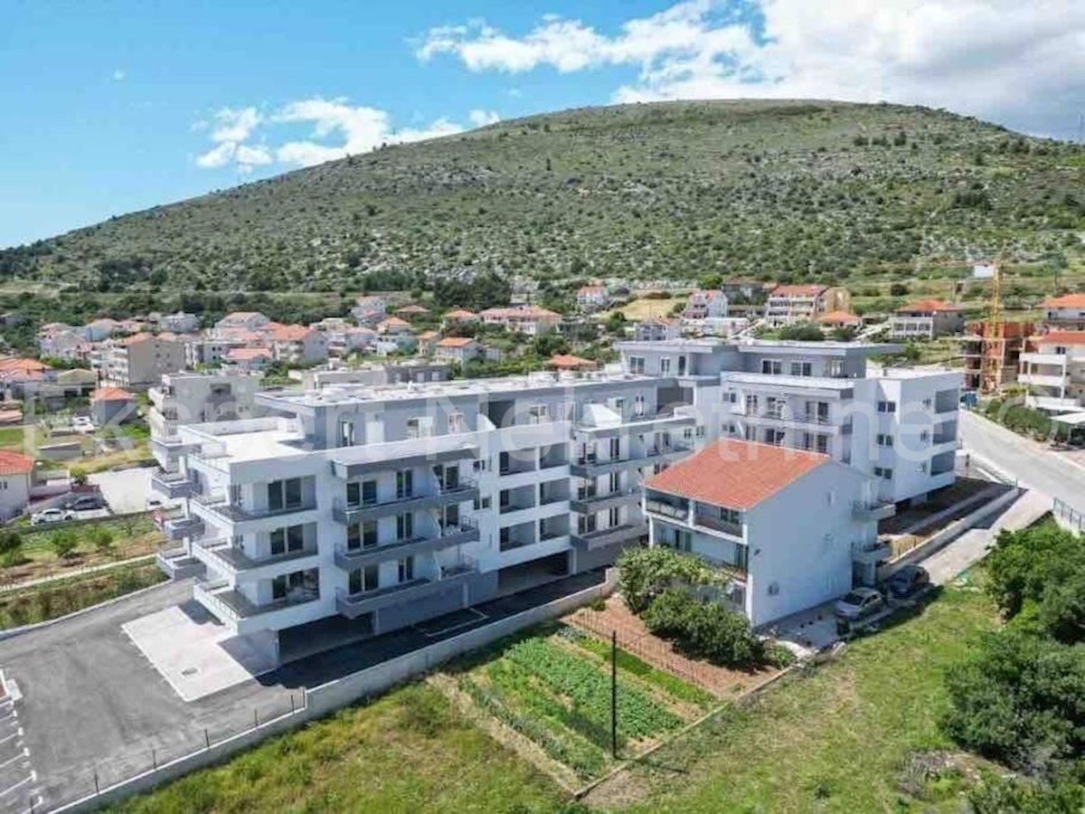 Appartement À vendre - SPLITSKO-DALMATINSKA SEGET