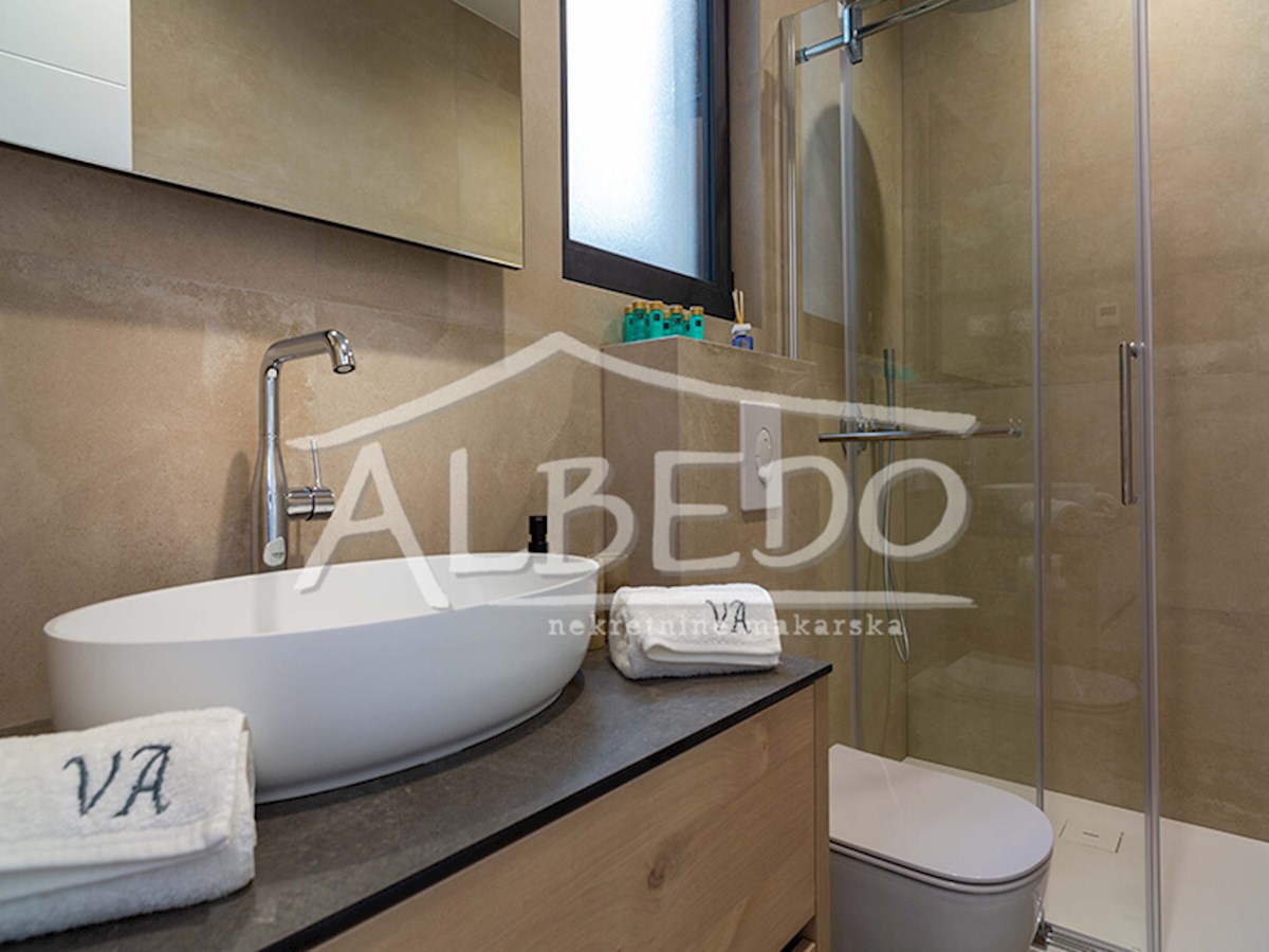 House For sale - SPLITSKO-DALMATINSKA MAKARSKA