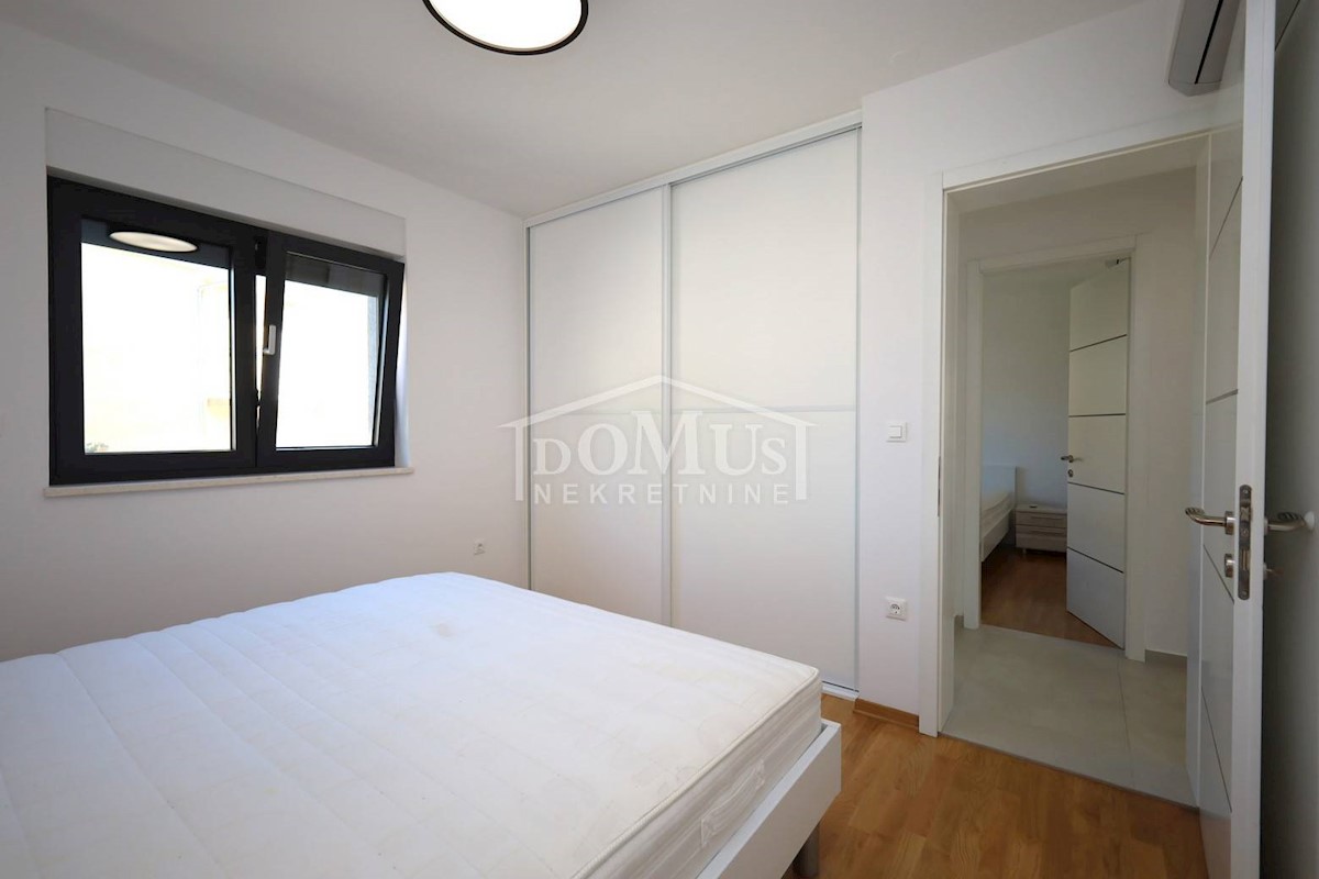 Apartment Zu verkaufen - ŠIBENSKO-KNINSKA PRIMOŠTEN