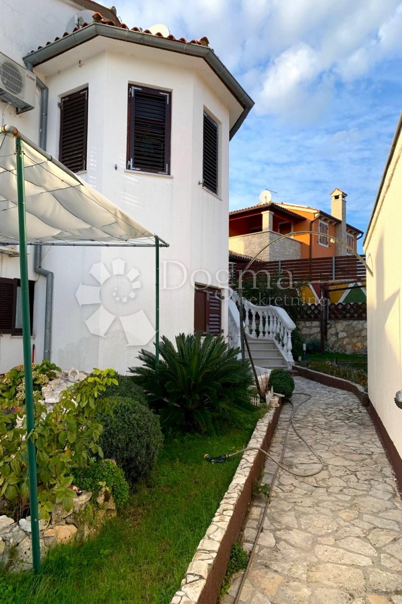 Kuća Na prodaju - ISTARSKA VODNJAN