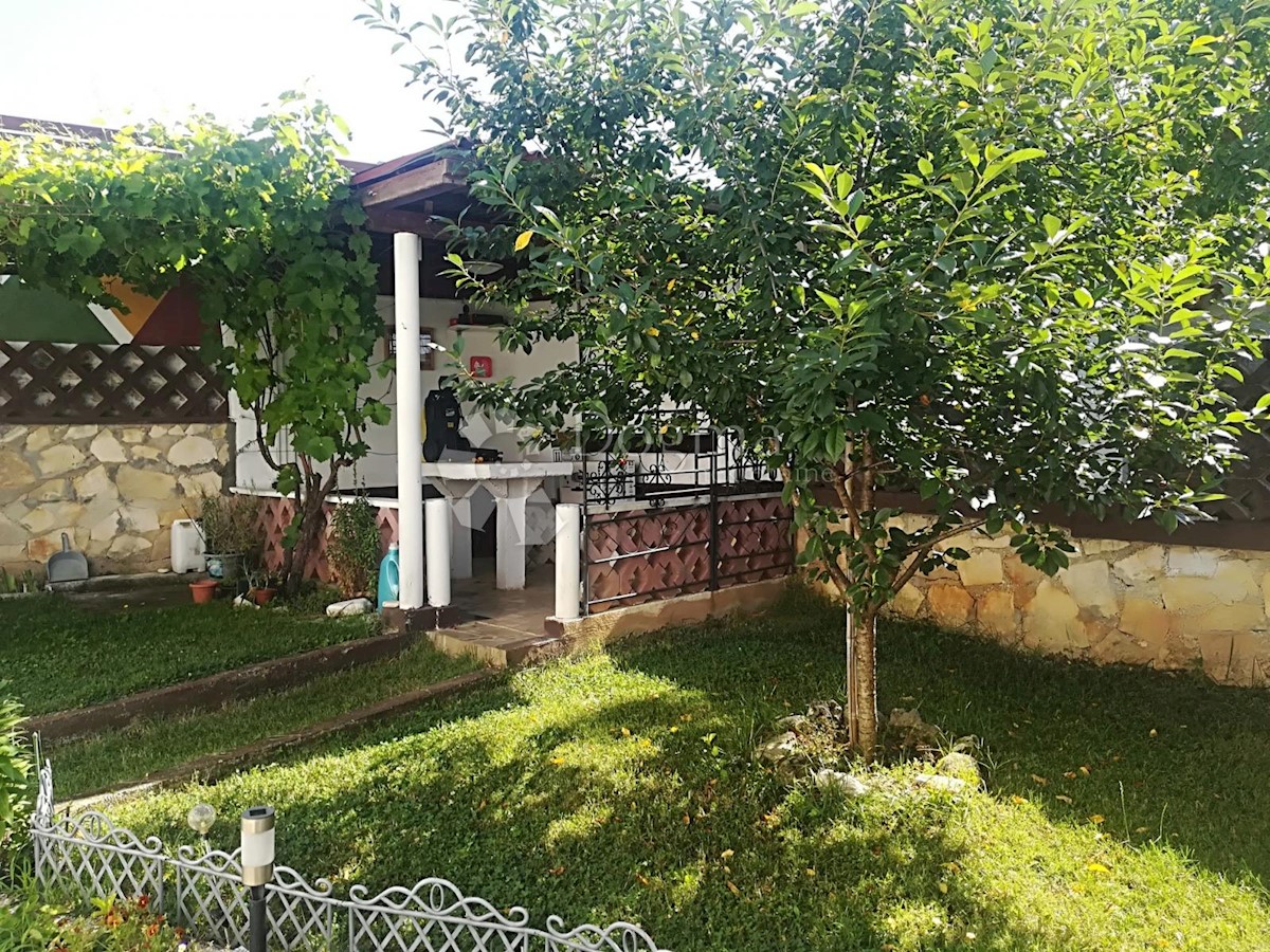 Kuća Na prodaju - ISTARSKA VODNJAN