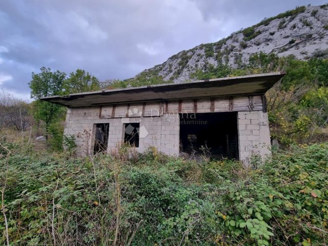 House for sale 100 m² – Zvečanje