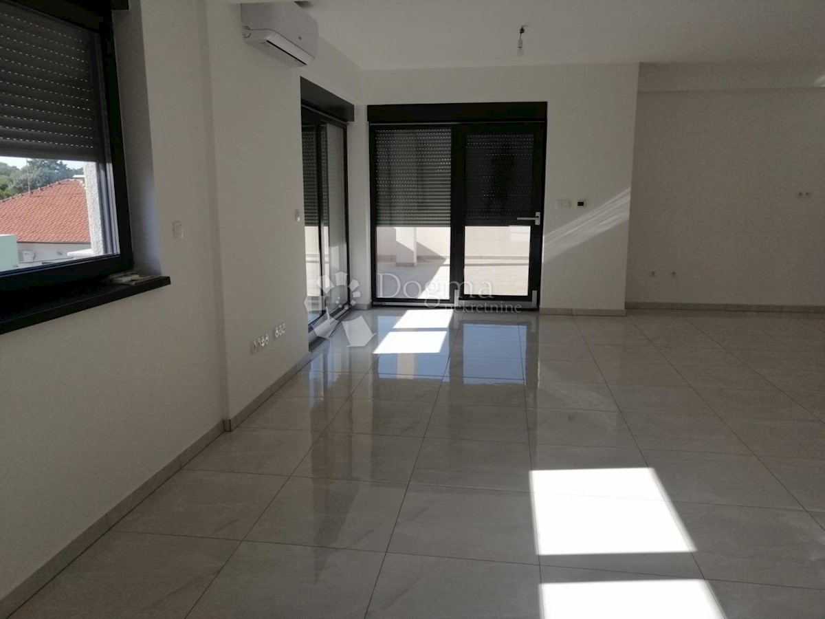 Apartment Zu verkaufen - ŠIBENSKO-KNINSKA VODICE