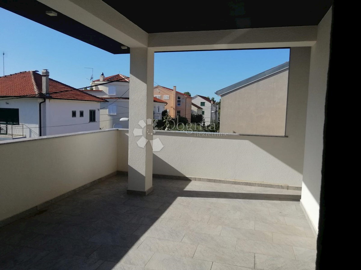 Apartment Zu verkaufen - ŠIBENSKO-KNINSKA VODICE