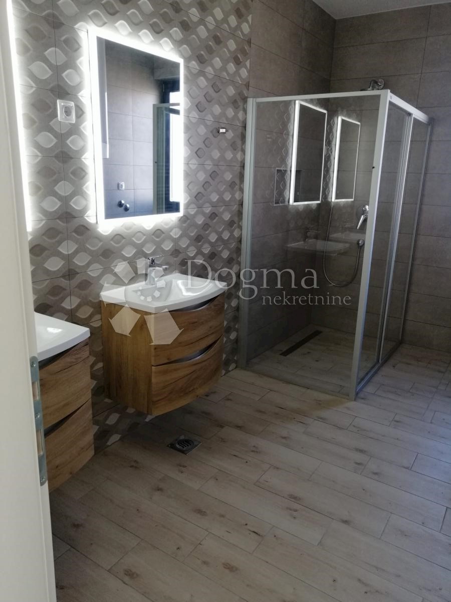 Apartment Zu verkaufen - ŠIBENSKO-KNINSKA VODICE