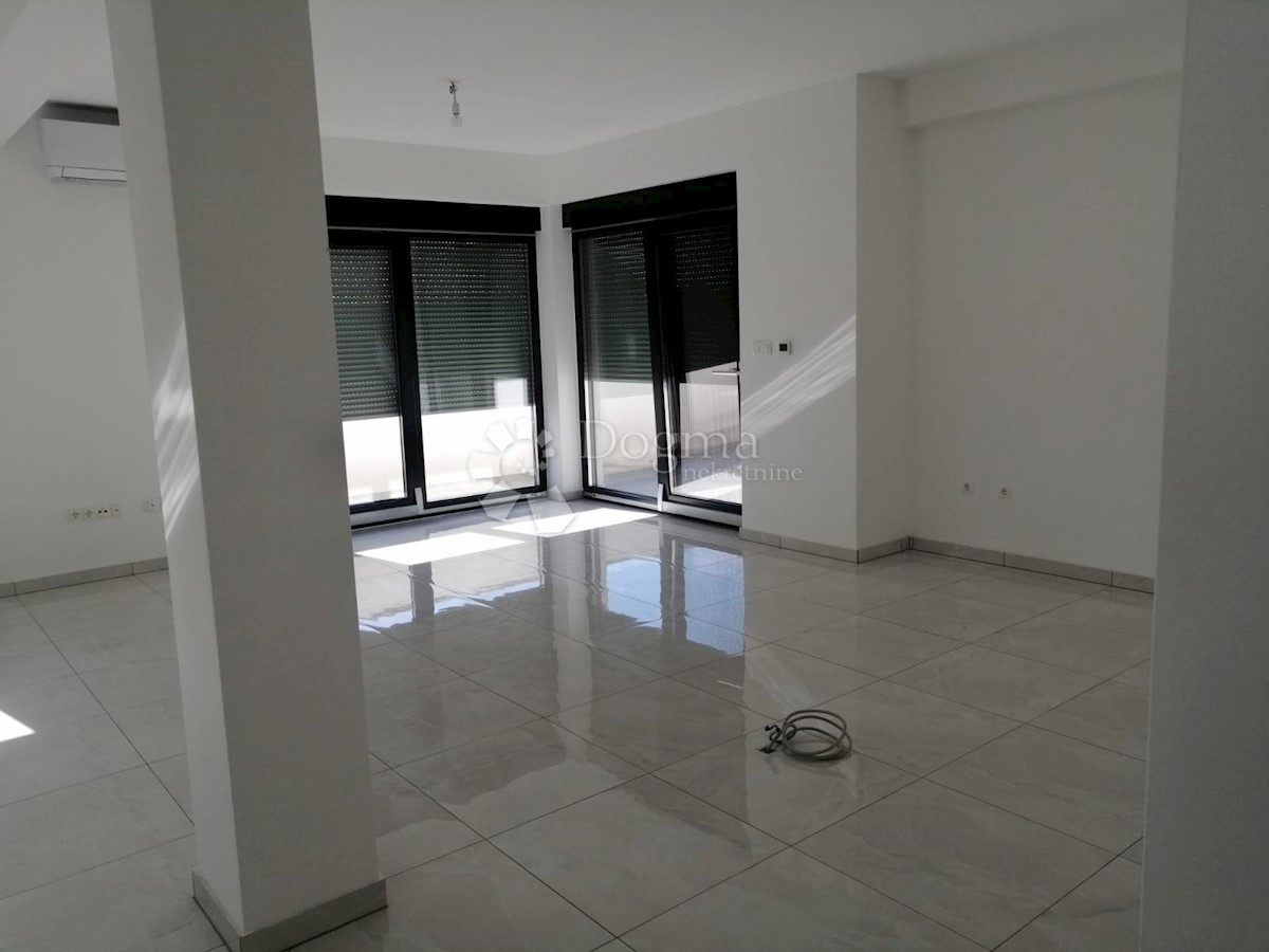 Apartment Zu verkaufen - ŠIBENSKO-KNINSKA VODICE