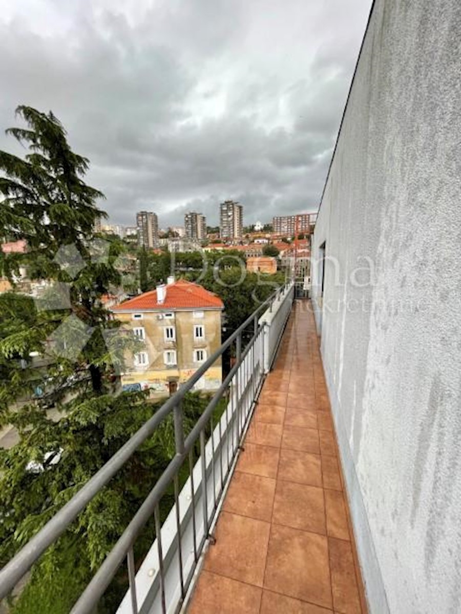 Apartment Zu verkaufen - PRIMORSKO-GORANSKA RIJEKA