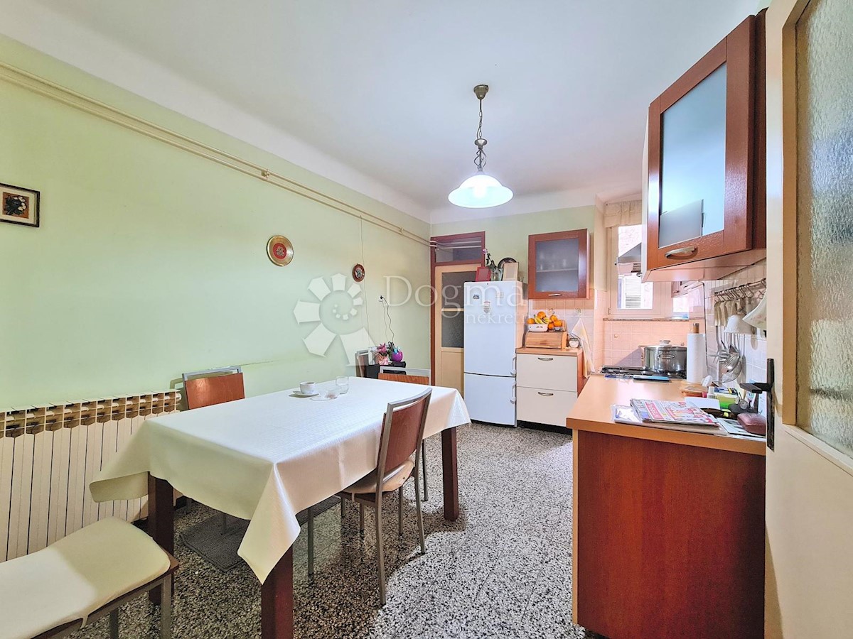 Apartmán Na predaj - PRIMORSKO-GORANSKA RIJEKA