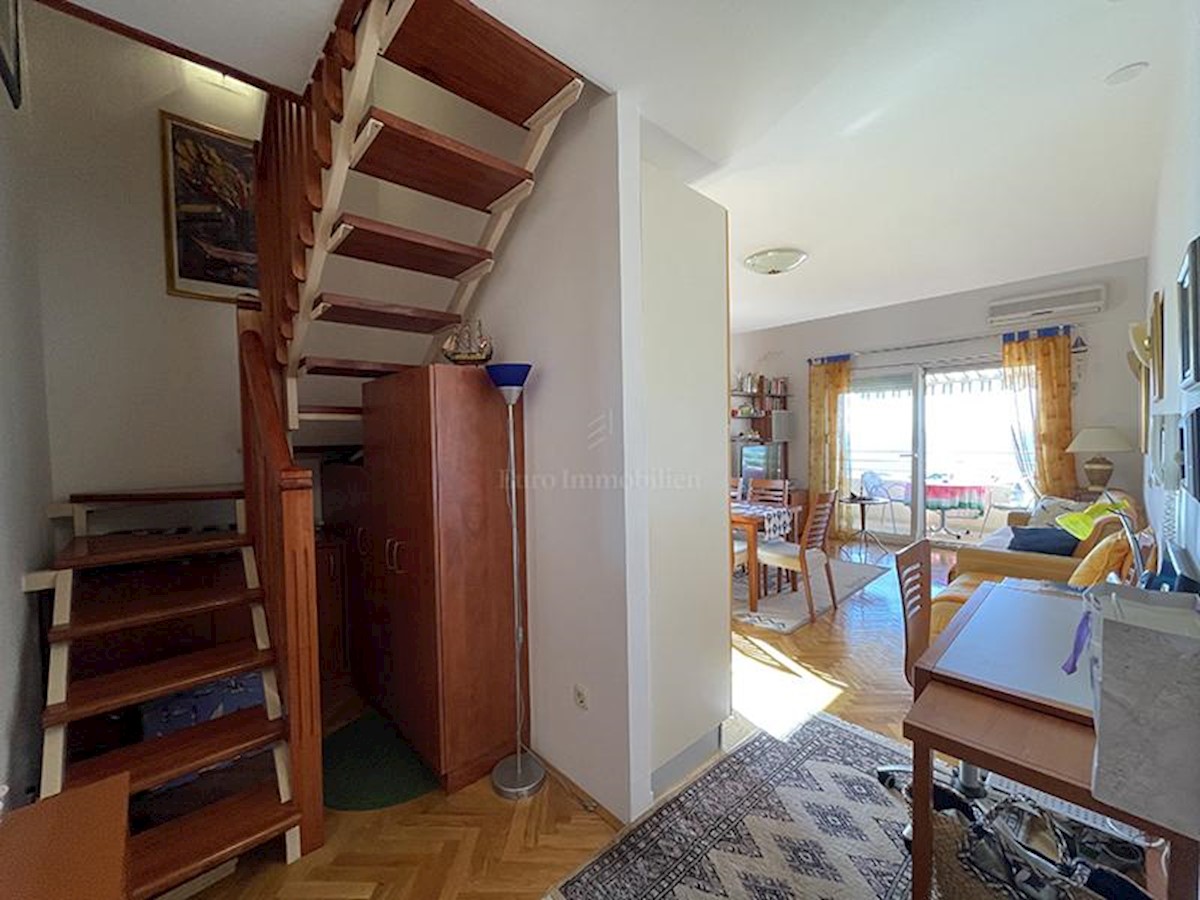 Apartment Zu verkaufen - SPLITSKO-DALMATINSKA BAŠKA VODA