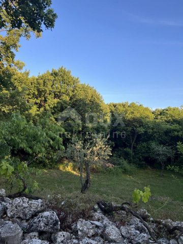 Terrain à vendre 1453 m² – Labin