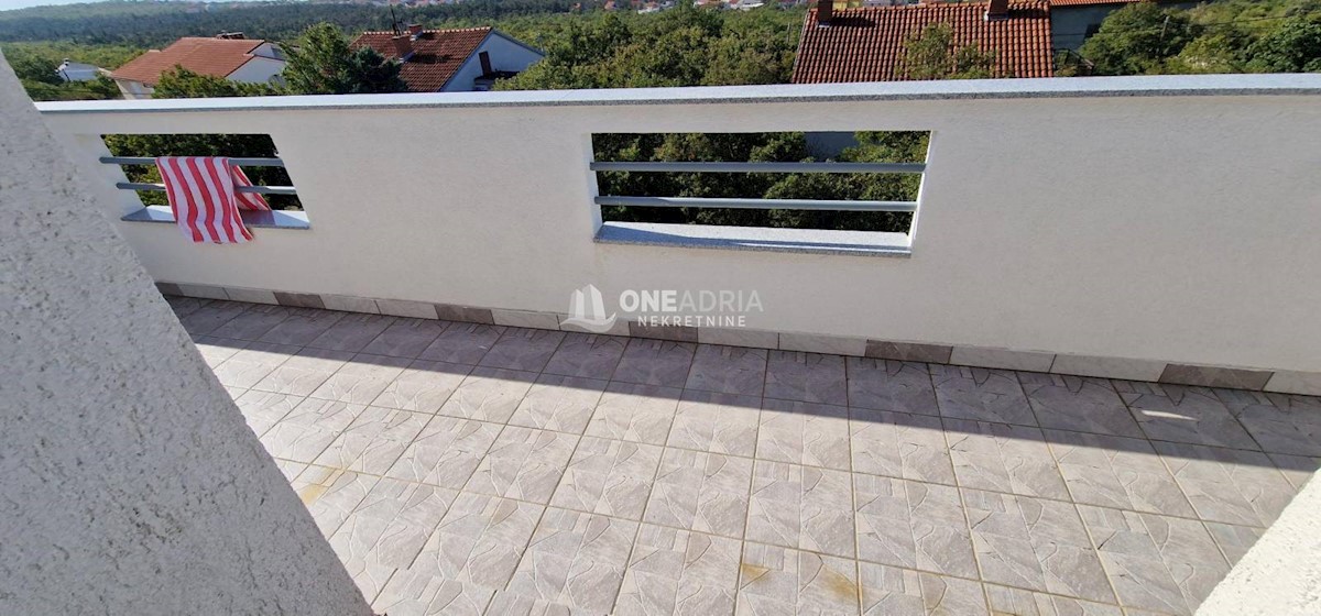 Apartma Na predaj - PRIMORSKO-GORANSKA CRIKVENICA