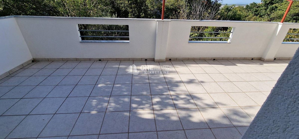 Stan Na prodaju - PRIMORSKO-GORANSKA CRIKVENICA