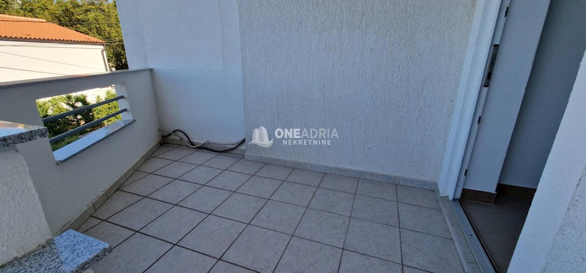 Stan Na prodaju - PRIMORSKO-GORANSKA CRIKVENICA