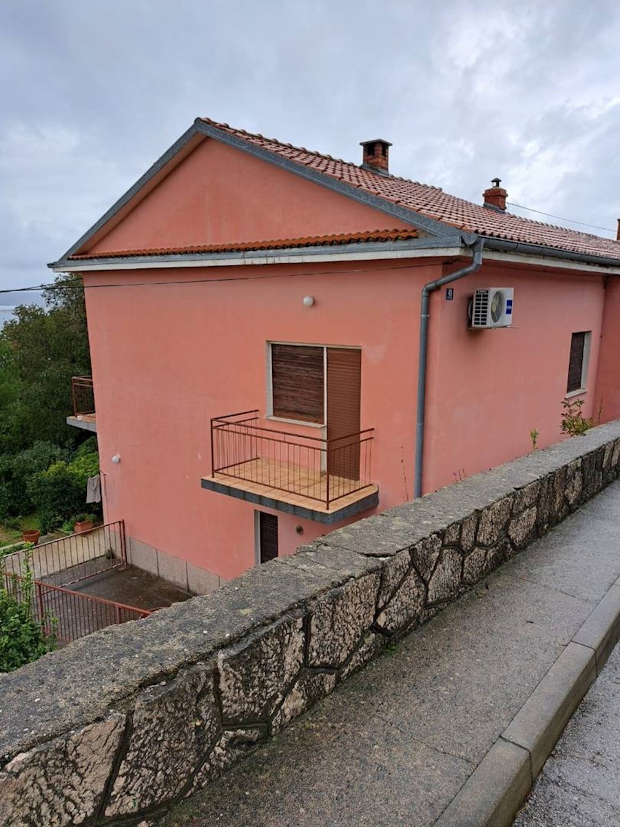 Dom Na predaj - PRIMORSKO-GORANSKA CRIKVENICA