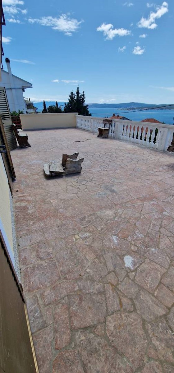 Stan Na prodaju - PRIMORSKO-GORANSKA CRIKVENICA