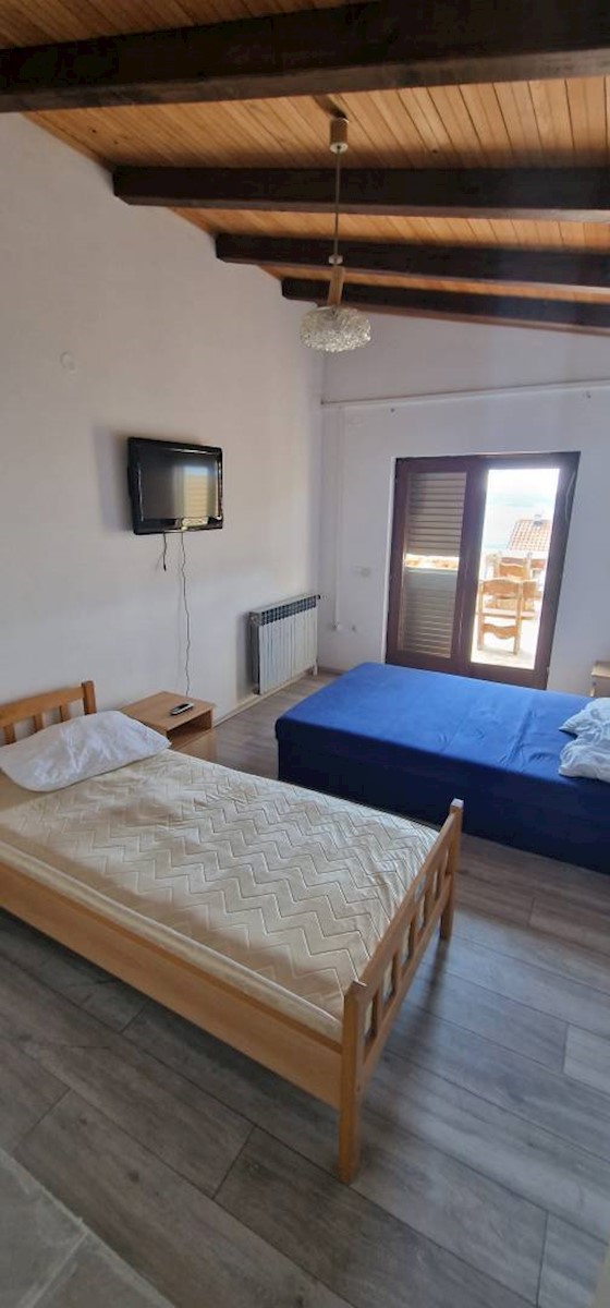 Stan Na prodaju - PRIMORSKO-GORANSKA CRIKVENICA