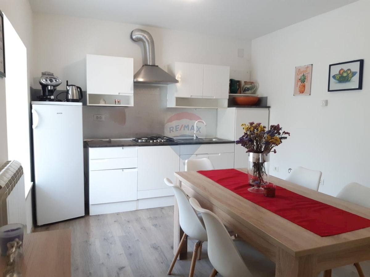 Apartmán K pronájmu - ISTARSKA CEROVLJE