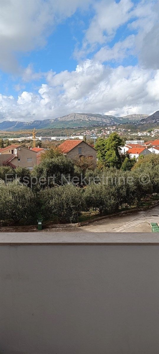 Flat For sale - SPLITSKO-DALMATINSKA PODSTRANA