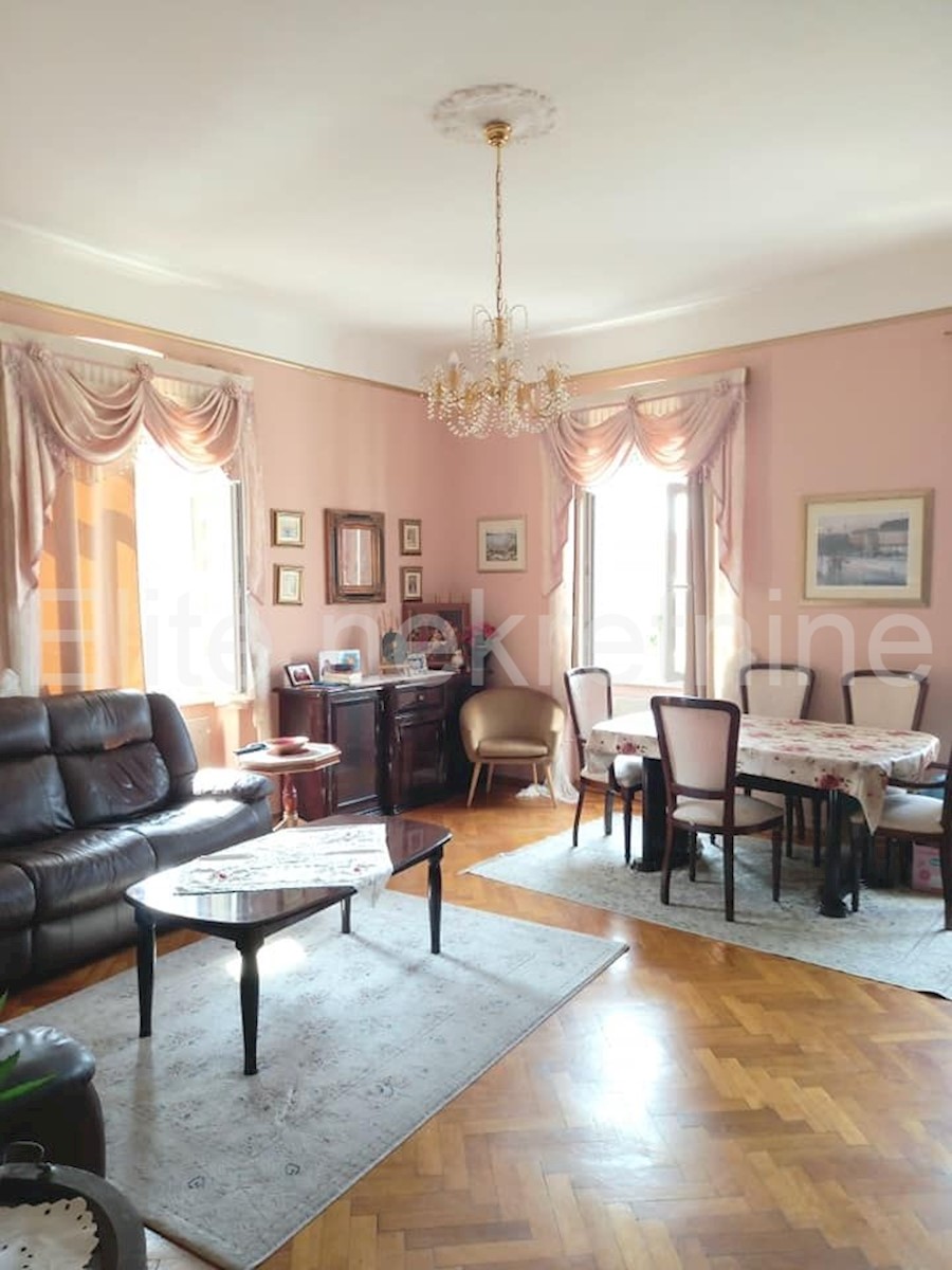 Appartamento In vendita
