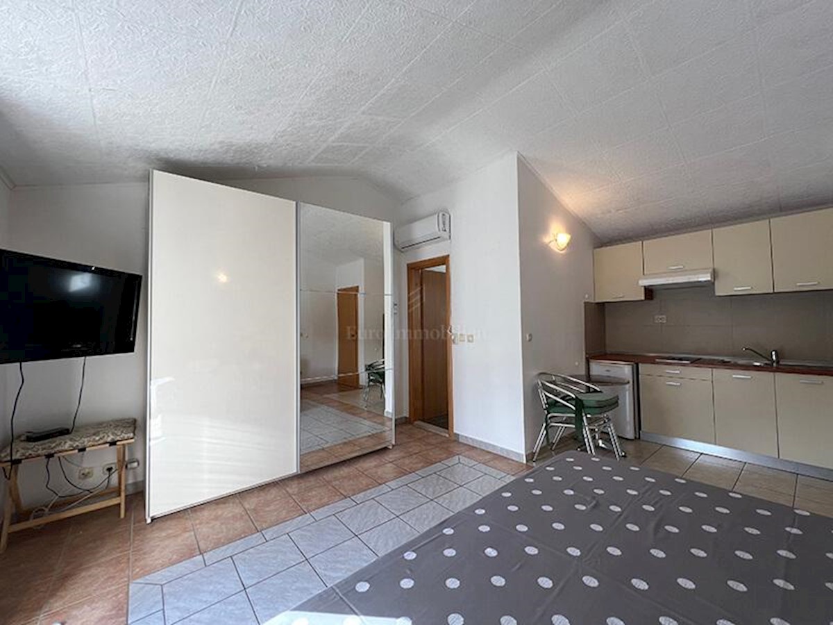 Apartment Zu verkaufen - SPLITSKO-DALMATINSKA BAŠKA VODA