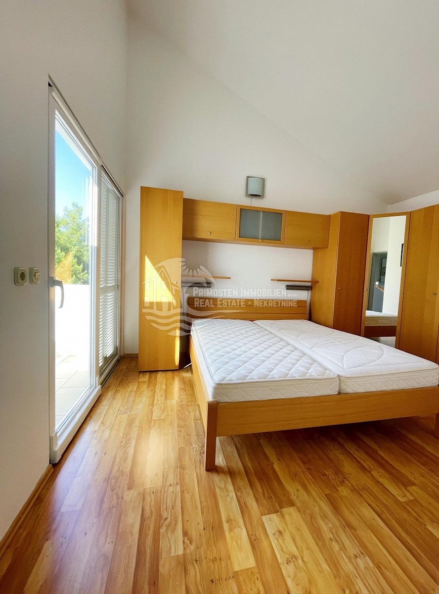 Apartmán Na predaj - ŠIBENSKO-KNINSKA ROGOZNICA