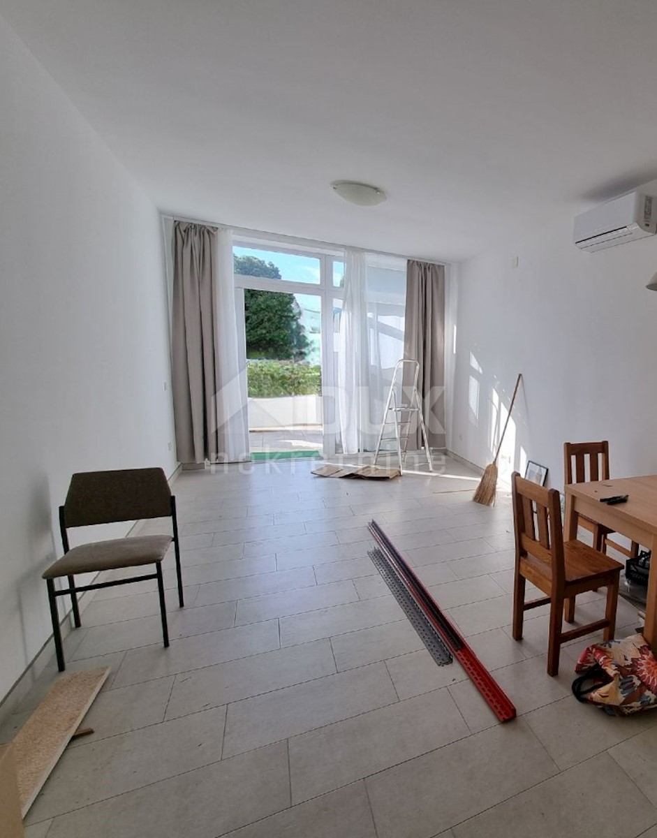 Apartment Zu verkaufen - PRIMORSKO-GORANSKA NOVI VINODOLSKI