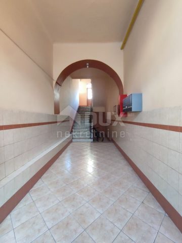 Flat for sale 73 m² – Pula