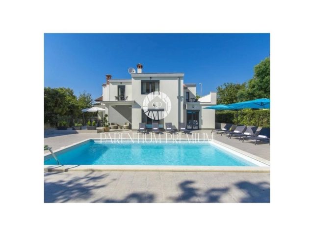 Casa in vendita 210 m² – Poreč