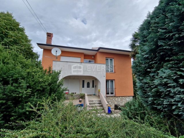 Haus zu verkaufen 200 m² – Trinajstići