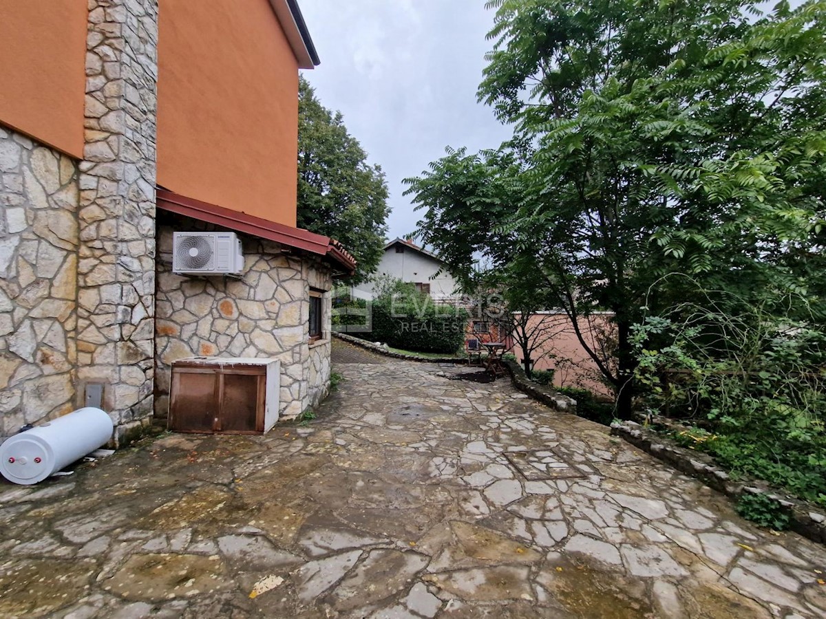 Dom Na sprzedaż - PRIMORSKO-GORANSKA KASTAV
