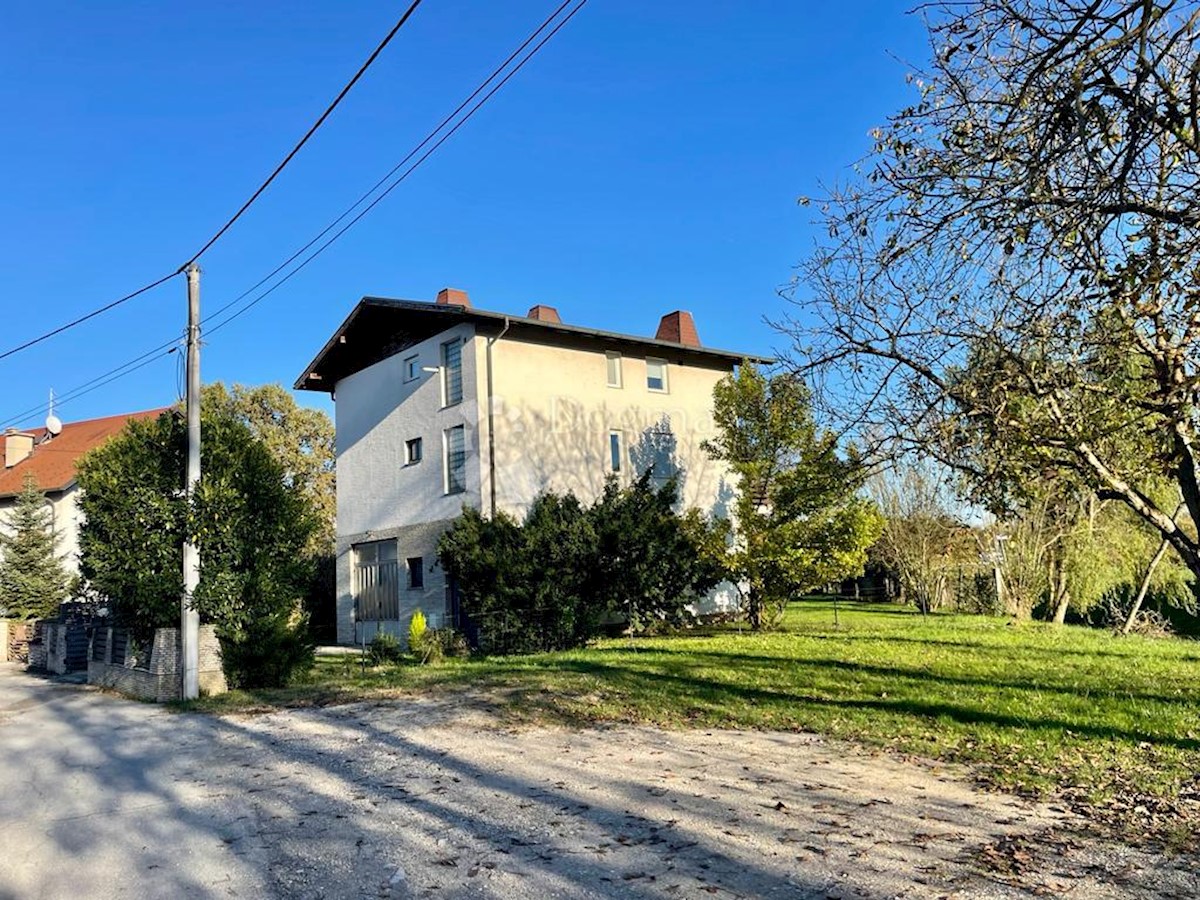 Casa In vendita - ZAGREBAČKA SAMOBOR