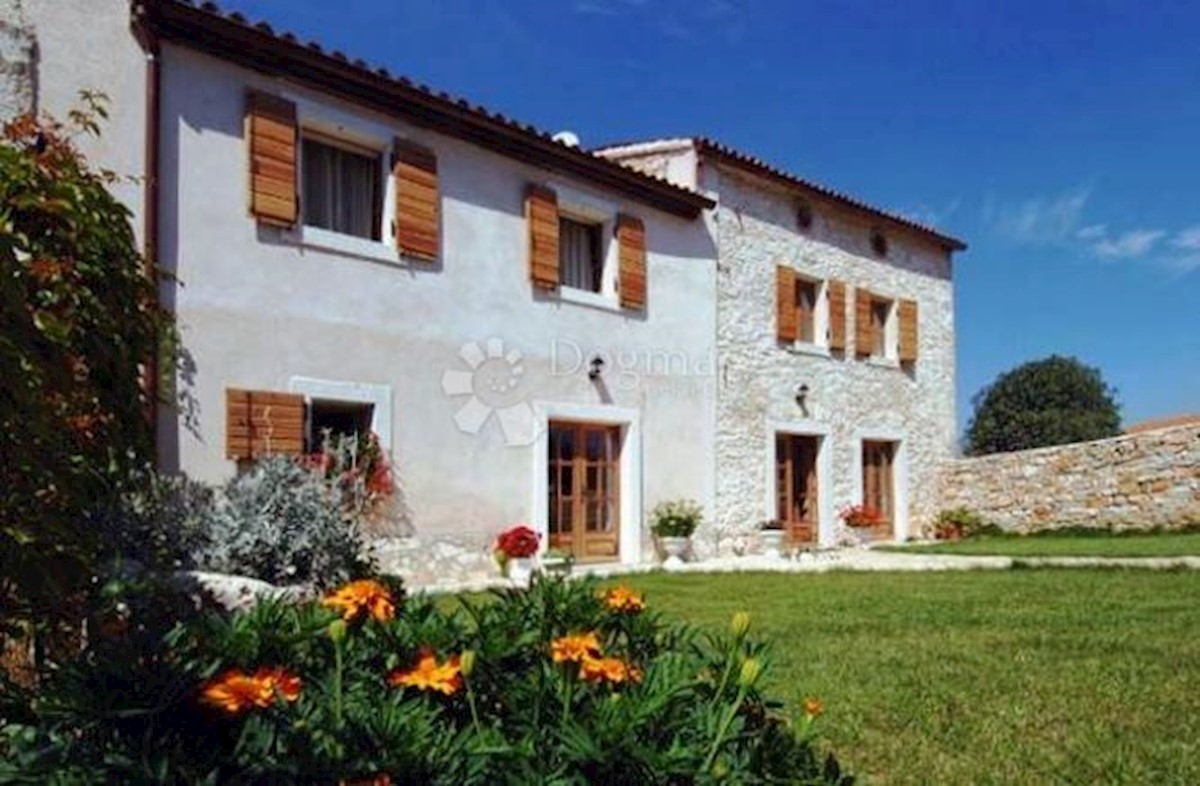 Haus Zu verkaufen - Istarska Marčana - foto 2/19