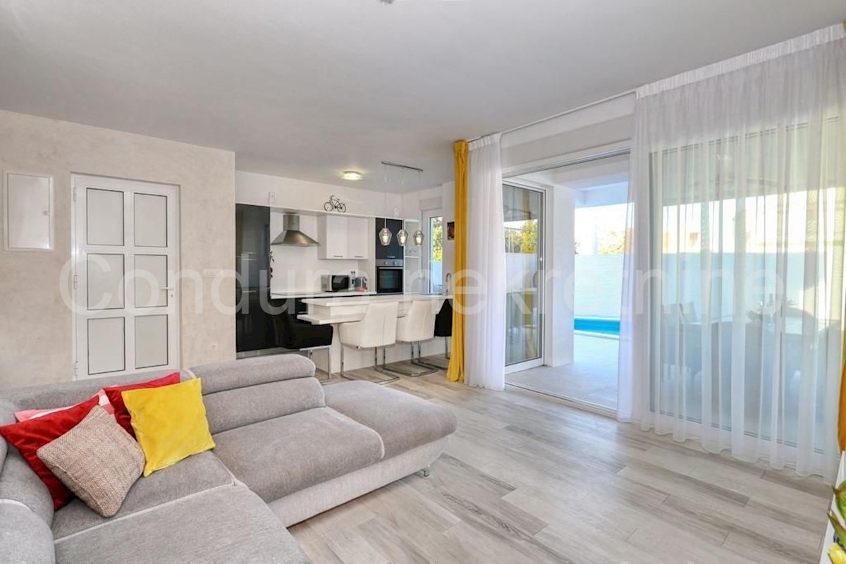 Maison À vendre - ZADARSKA NIN