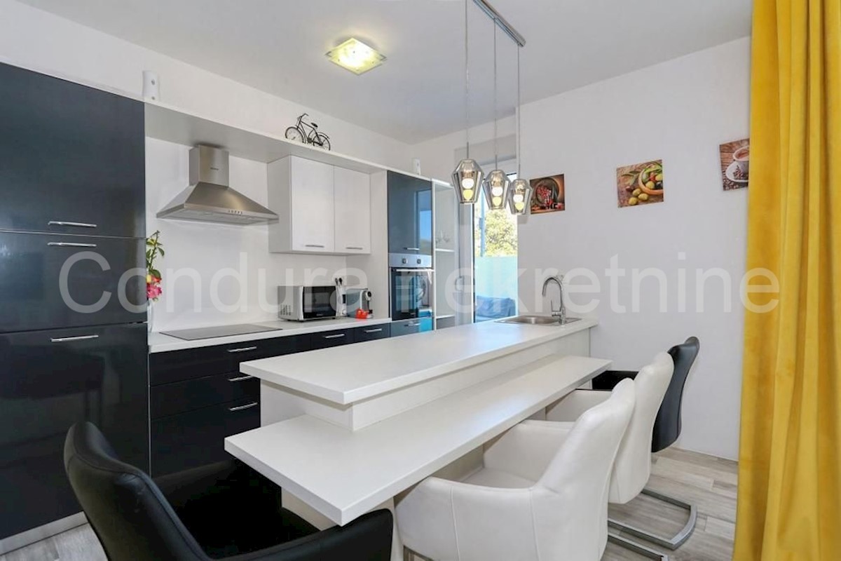 Maison À vendre - ZADARSKA NIN