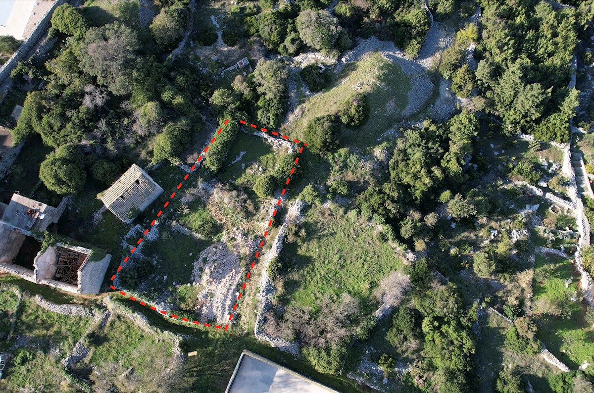 Land For sale - SPLITSKO-DALMATINSKA HVAR