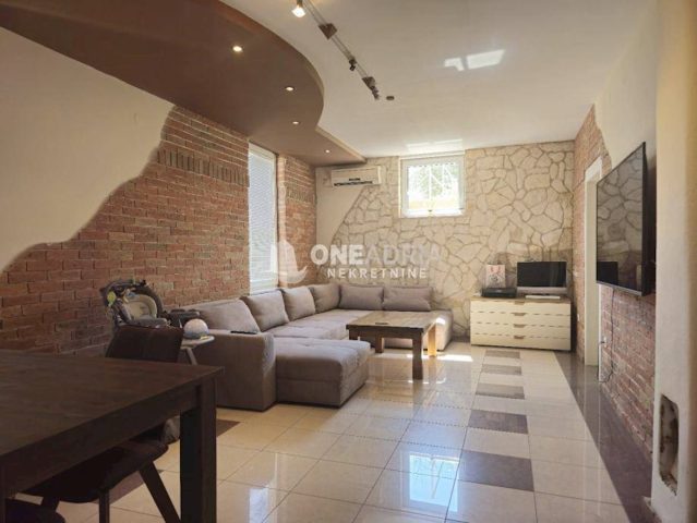 Appartement à vendre 68 m² – Pula