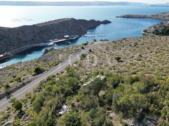 Pozemek na prodej 2300 m² – Lukovo Šugarje