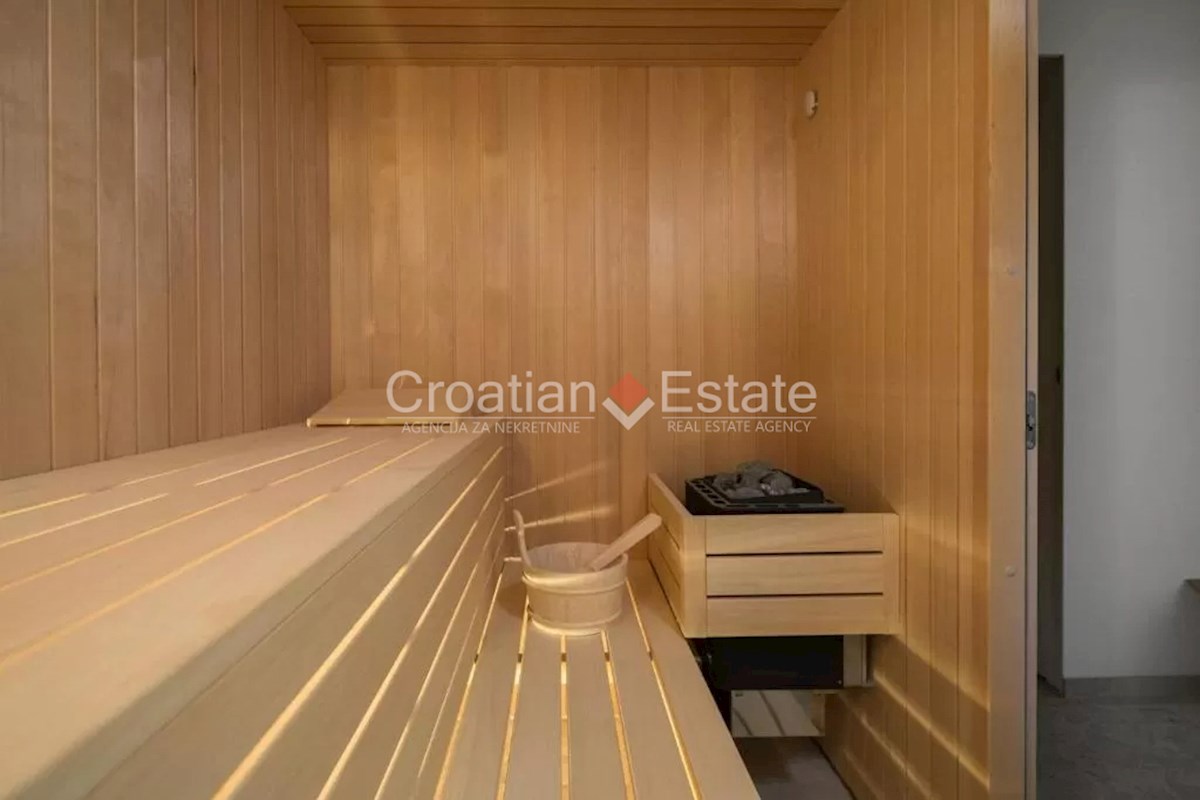 Casa In vendita - SPLITSKO-DALMATINSKA ČIOVO