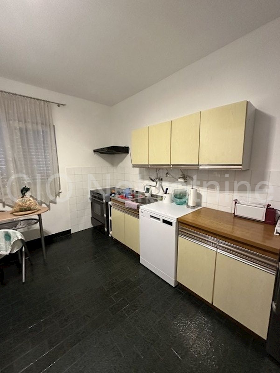 Apartmán Na predaj - SPLITSKO-DALMATINSKA SPLIT