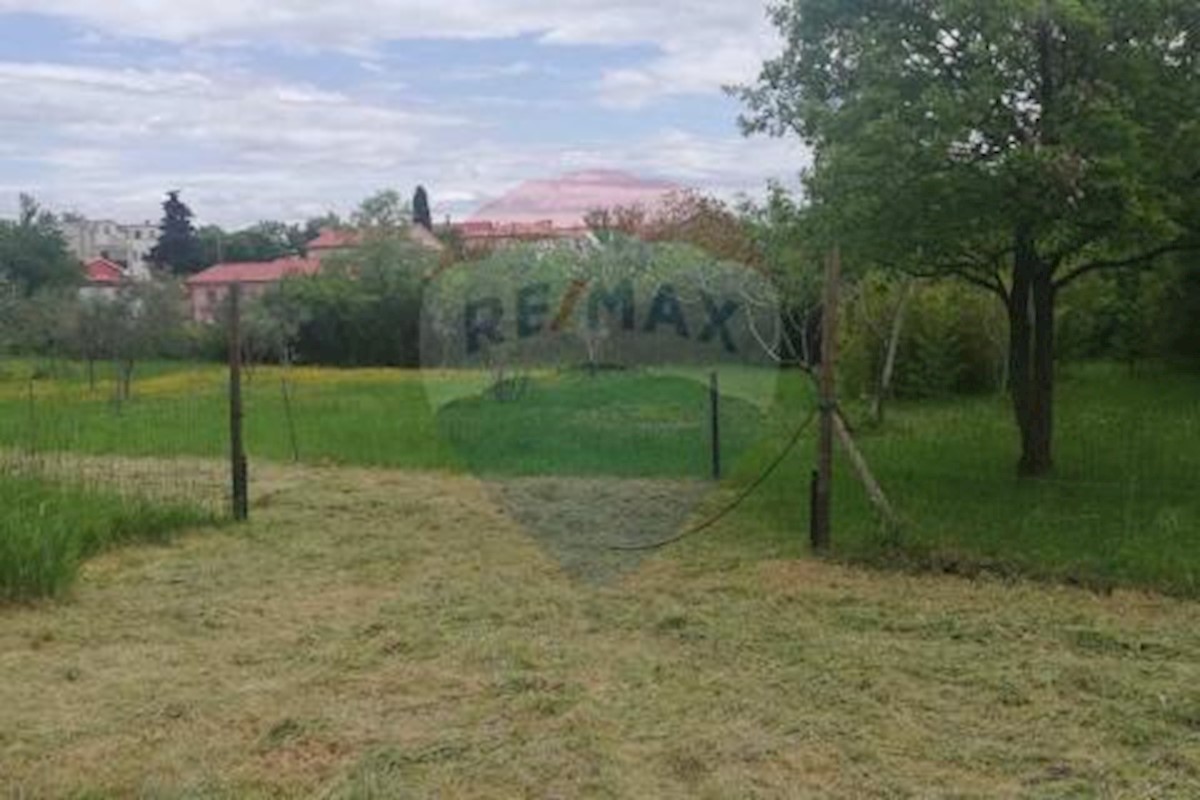 Parcela Naprodaj - ISTARSKA Marčana