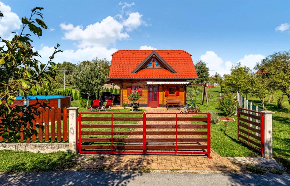 House For sale - LIČKO-SENJSKA OTOČAC