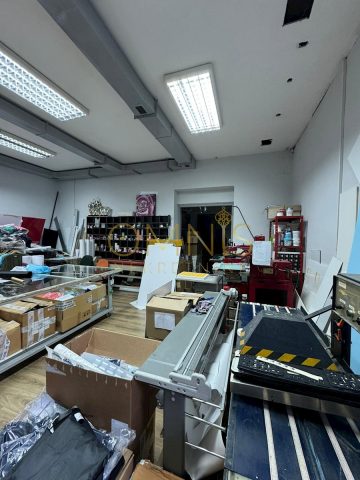 Lokal użytkowy na sprzedaż 108 m² – Školjić