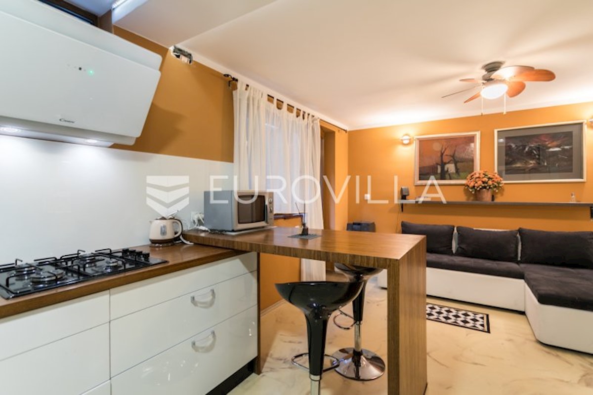 Maison À vendre - GRAD ZAGREB ZAGREB