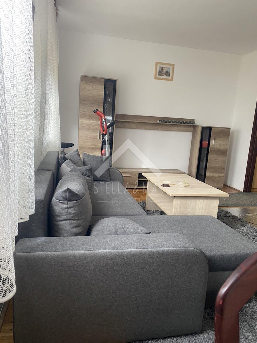 Appartement À vendre - LIČKO-SENJSKA DONJI LAPAC