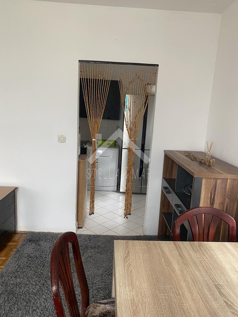 Appartement À vendre - LIČKO-SENJSKA DONJI LAPAC