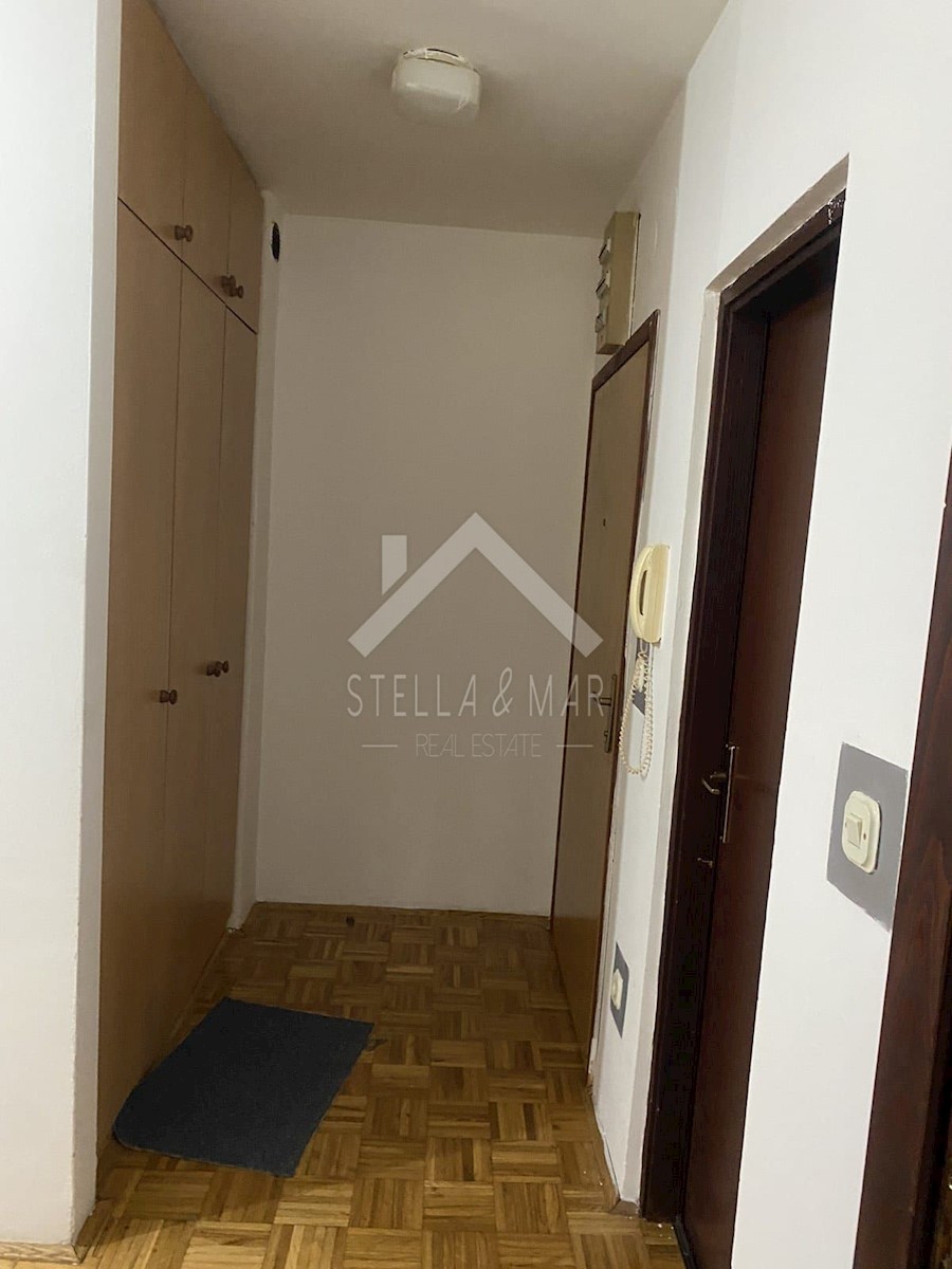 Apartment Zu verkaufen - LIČKO-SENJSKA DONJI LAPAC