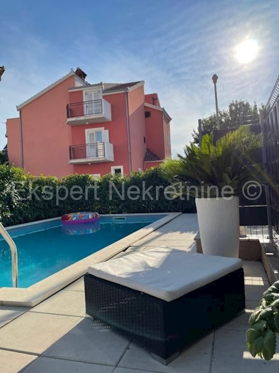 Dom Na predaj - SPLITSKO-DALMATINSKA SPLIT